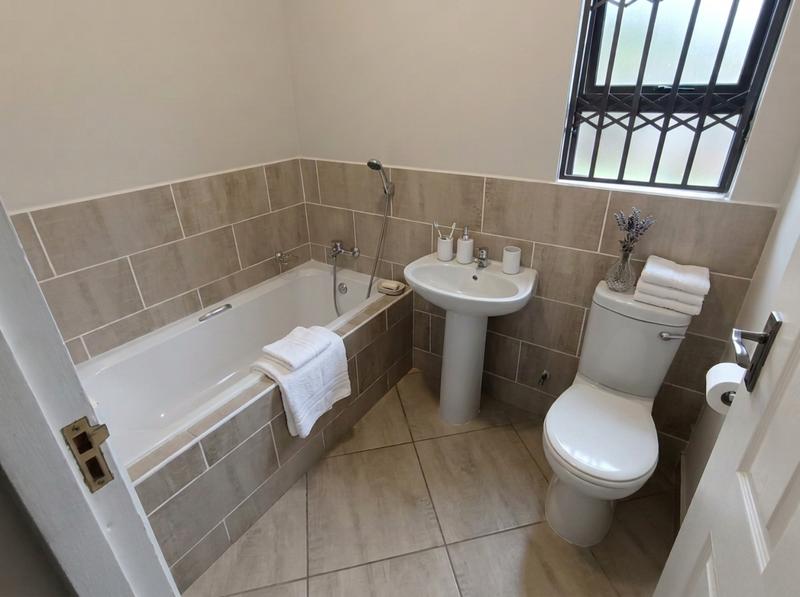2 Bedroom Property for Sale in Queenstown Central Eastern Cape
